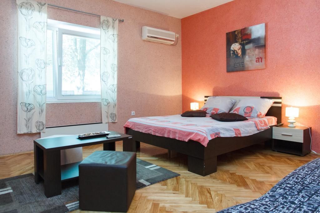 Apartment Aleksandar Белград Екстериор снимка